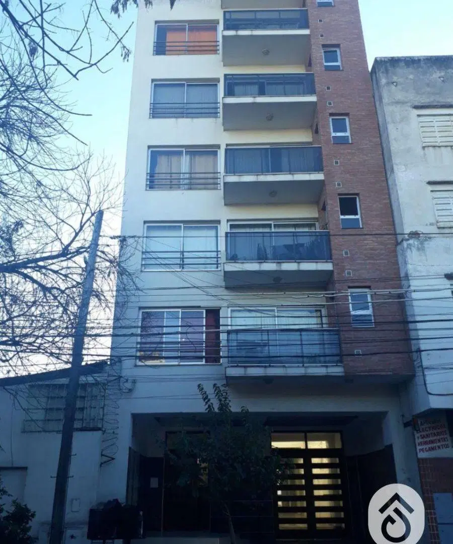 Departamento en alquiler en Adolfo Güemes 325 (CENTRO) 4