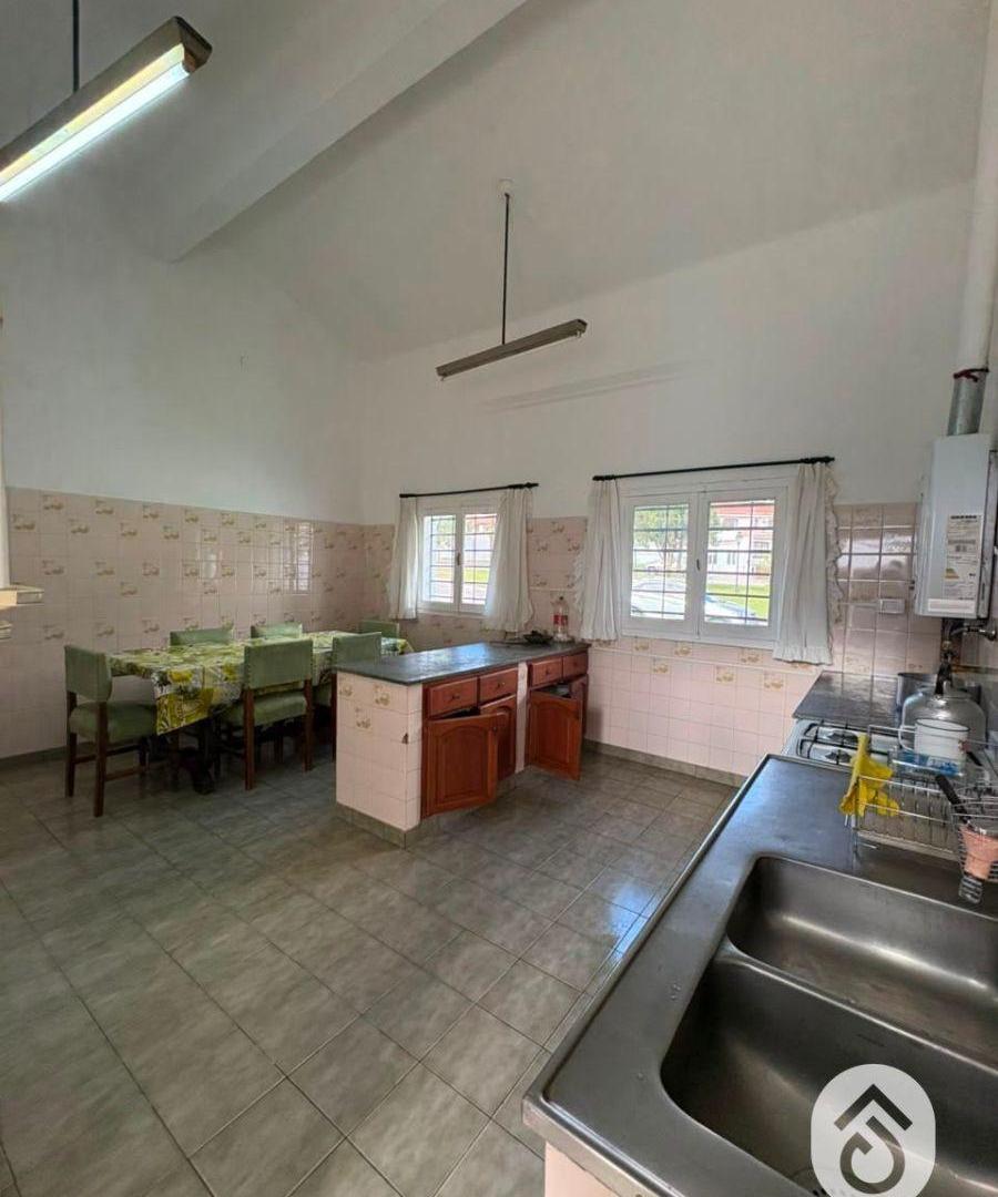Foto de Casa en venta c/ cochera en Tres Cerritos, imagen 1