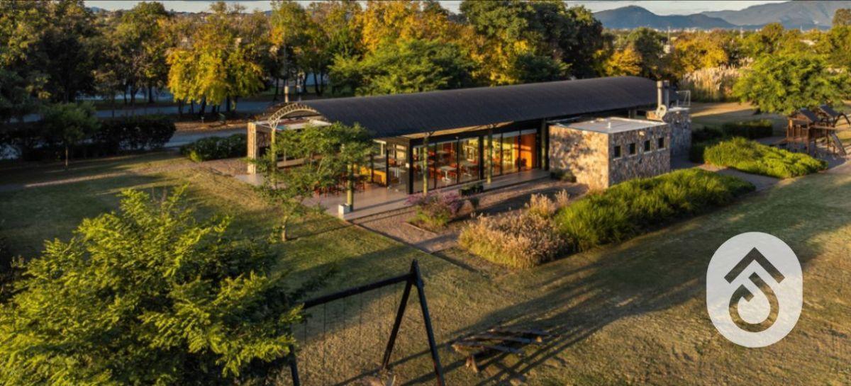 Foto de Terreno / Lote en venta de 900m2 ubicado en Jardines de San Lorenzo, imagen 2