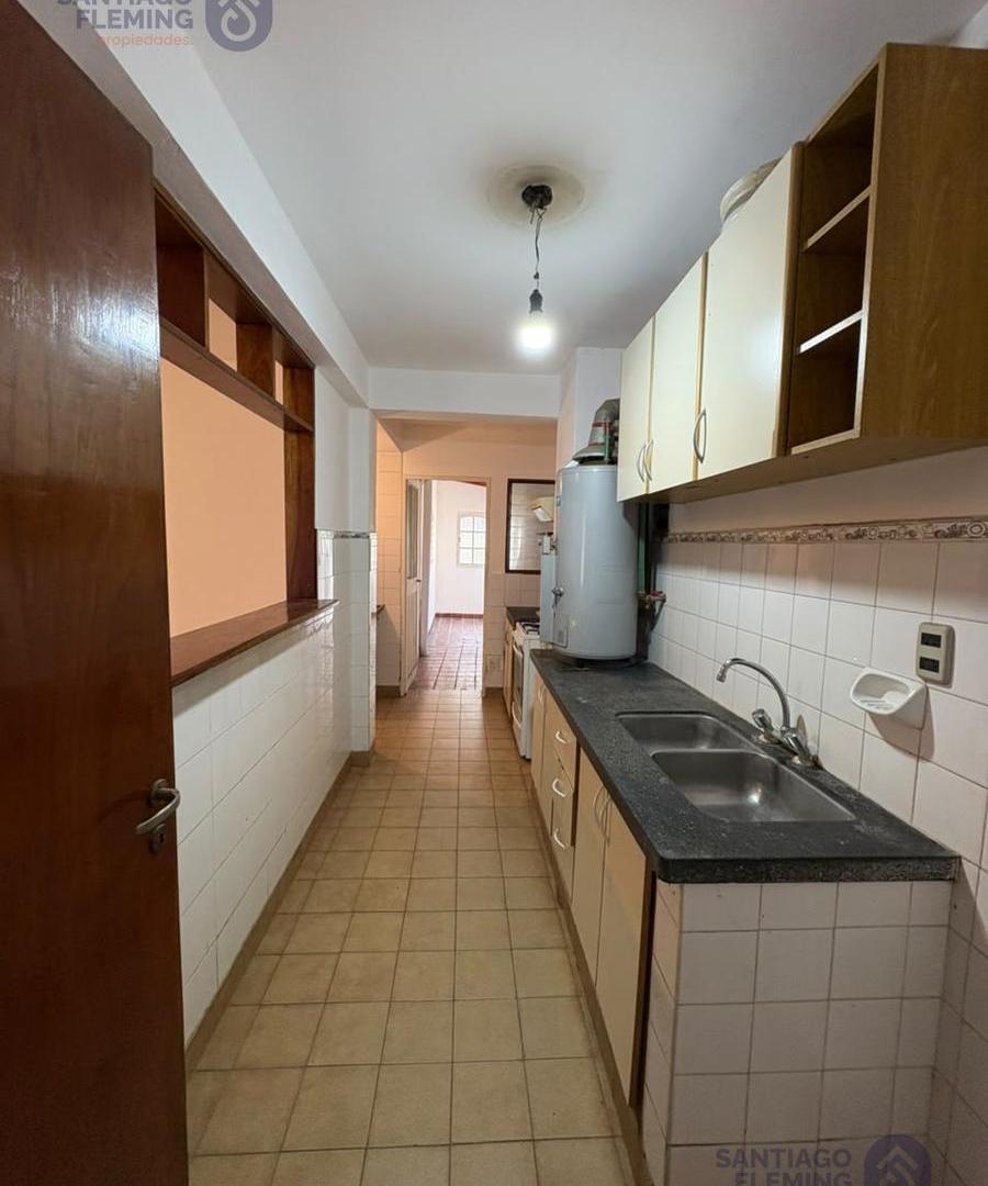 Foto de Departamento en Alquiler con cochera, imagen 2