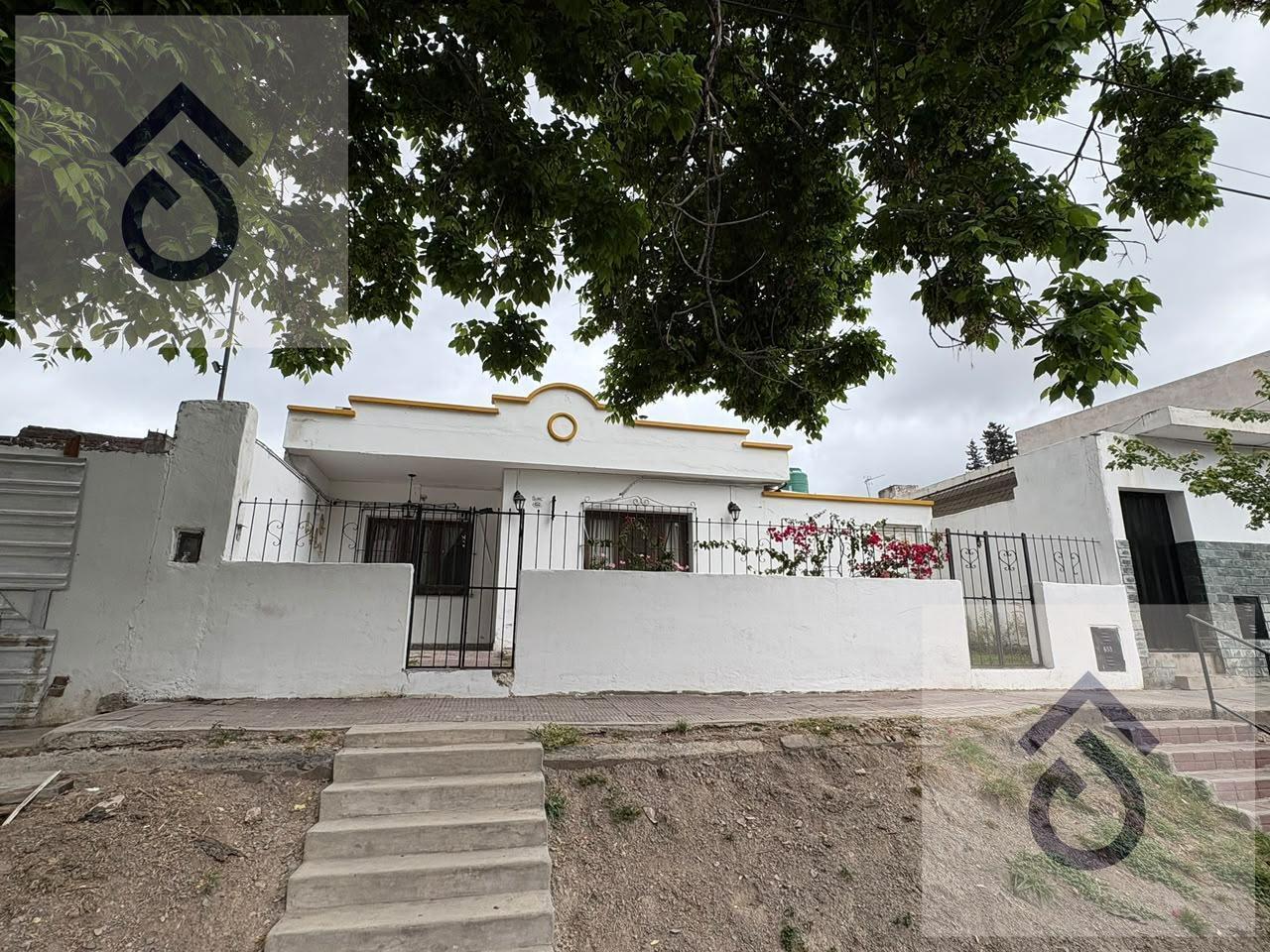 Foto de Casa en Ventas en Coronel Suárez al 600, imagen 2