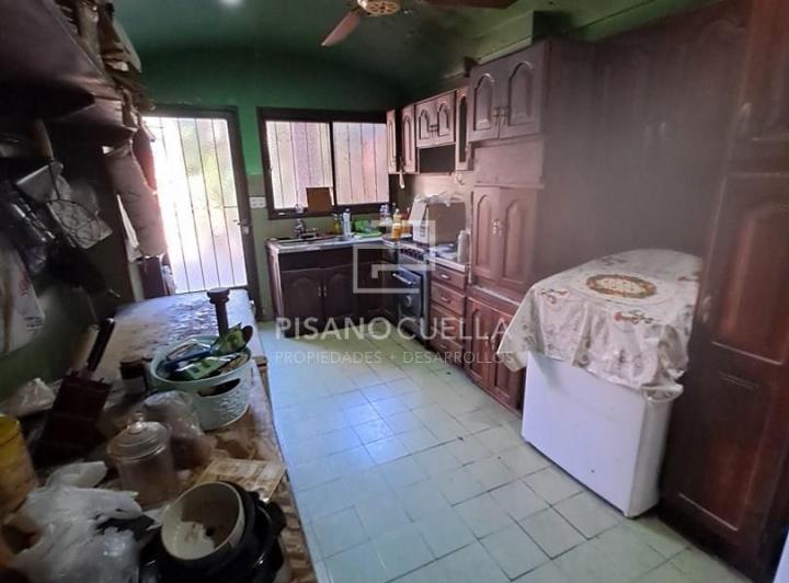 Casa Chalet  en Venta en Parque Chacabuco, Capital Federal, Buenos Aires 4