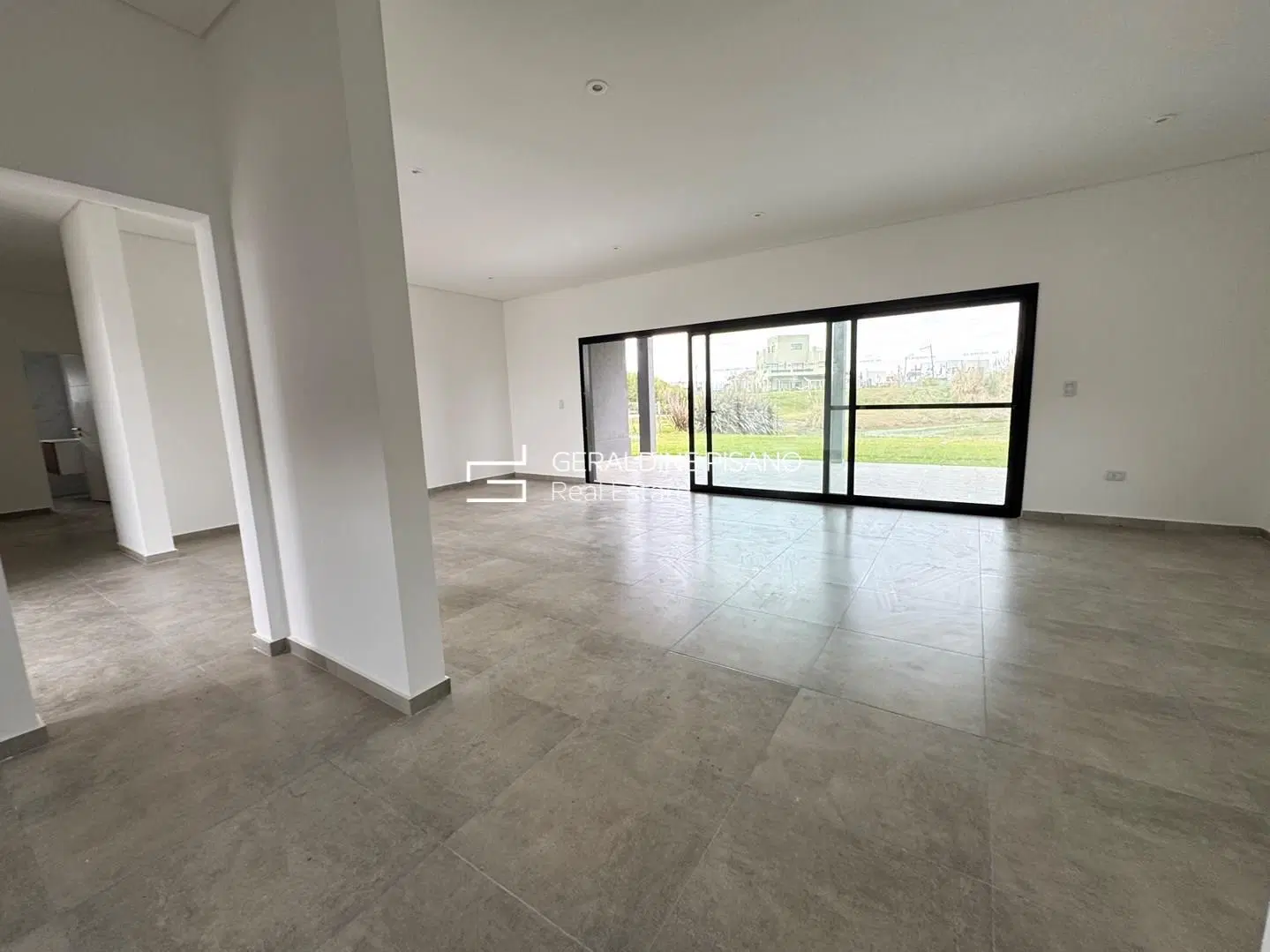 Casa  en Venta en El Cantón Norte, El Cantón, Escobar 5