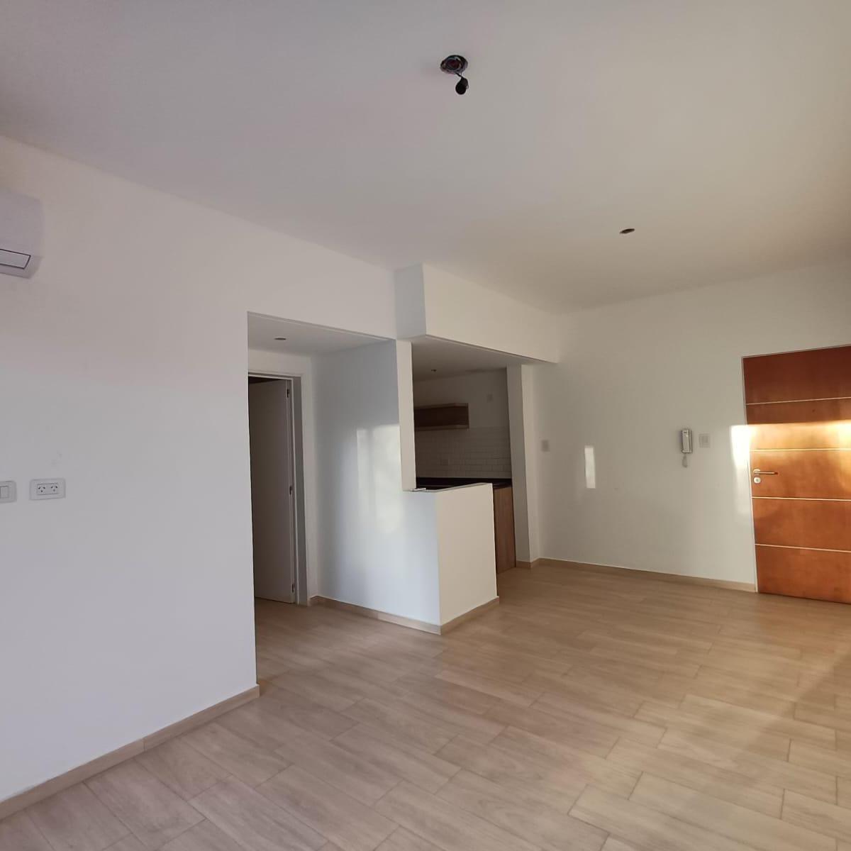 Departamento Venta Moreno Norte 2 Ambientes Cochera 5