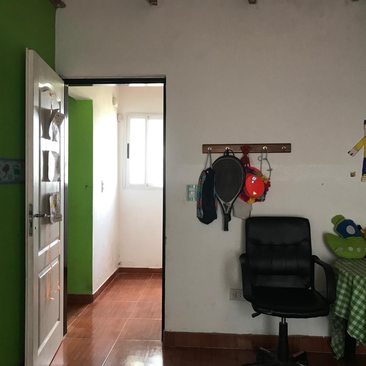 Foto de CASA VENTA REJA GRANDE 3 AMBIENTES APTA CREDITO, imagen 3