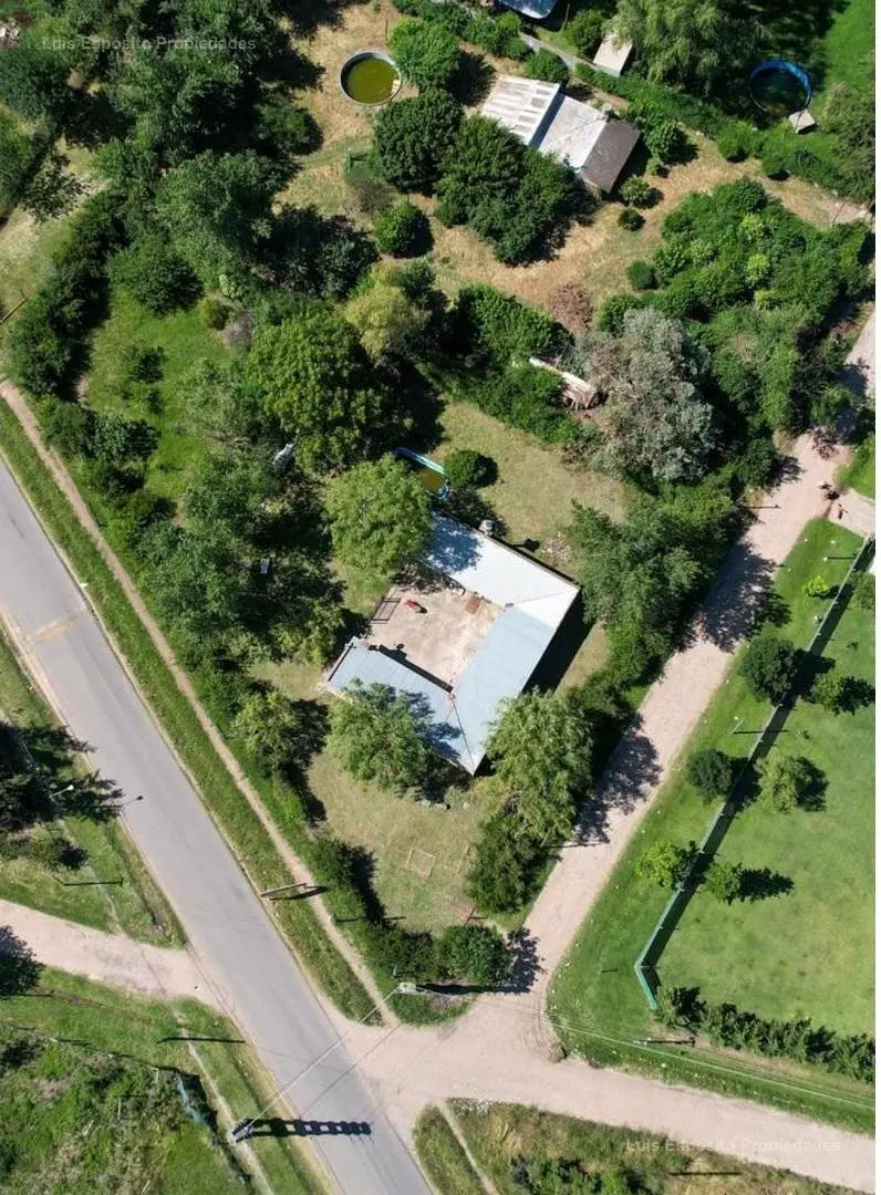 TERRENO COMERCIAL CON CASA Y SERVICIOS 3