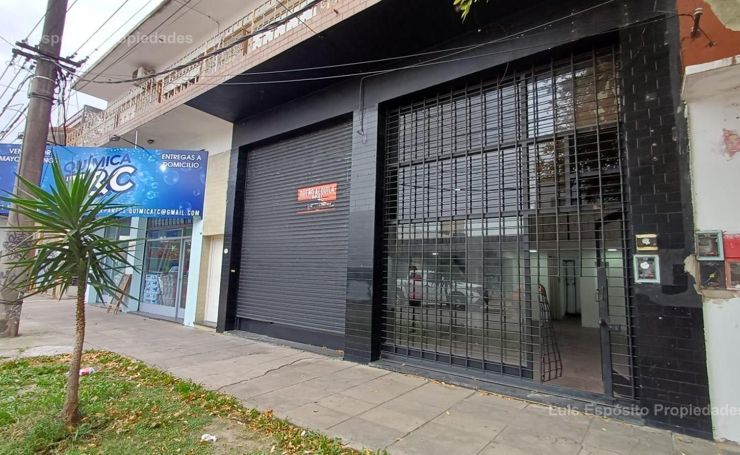 LOCAL EN ALQUILER CON ENTREPISO