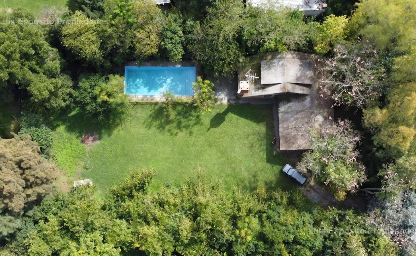 QUINTA EN VENTA GENERAL RODRIGUEZ CON PISCINA Y PARQUE