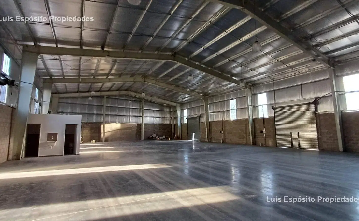 GALPON EN ALQUILER A ESTRENAR 1000 M2 CUBIERTOS 2