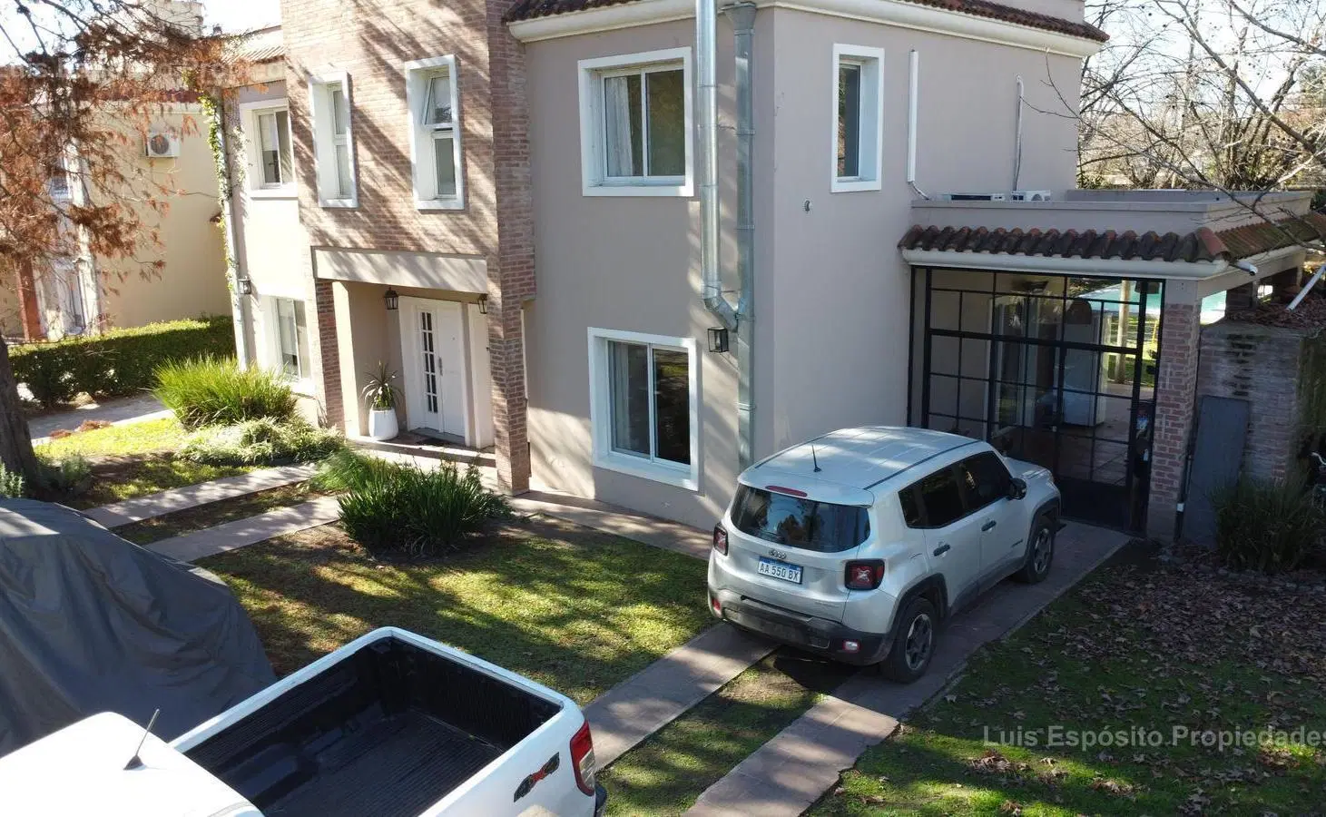 Duplex tipo casa de en barrio cerrado de 4 ambientes 1
