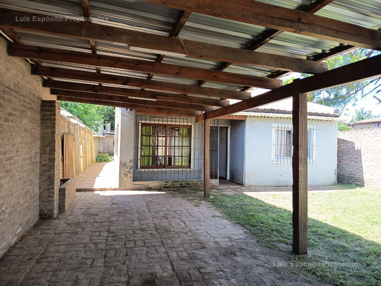Foto de CASA ALQUILER GENERAL RODRIGUEZ 4 AMBIENTES COCHERA Y PARQUE, imagen 2
