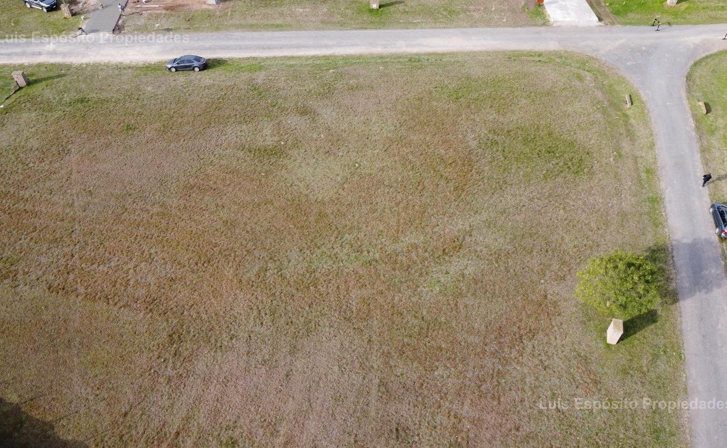 Foto de Terreno en venta lote cental Barrio cerrado Los Juncos, imagen 5