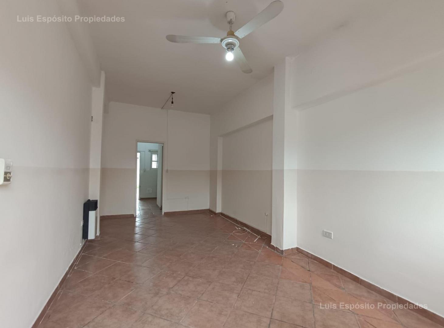 Foto de Departamento en alquiler en Moreno Centro, imagen 1