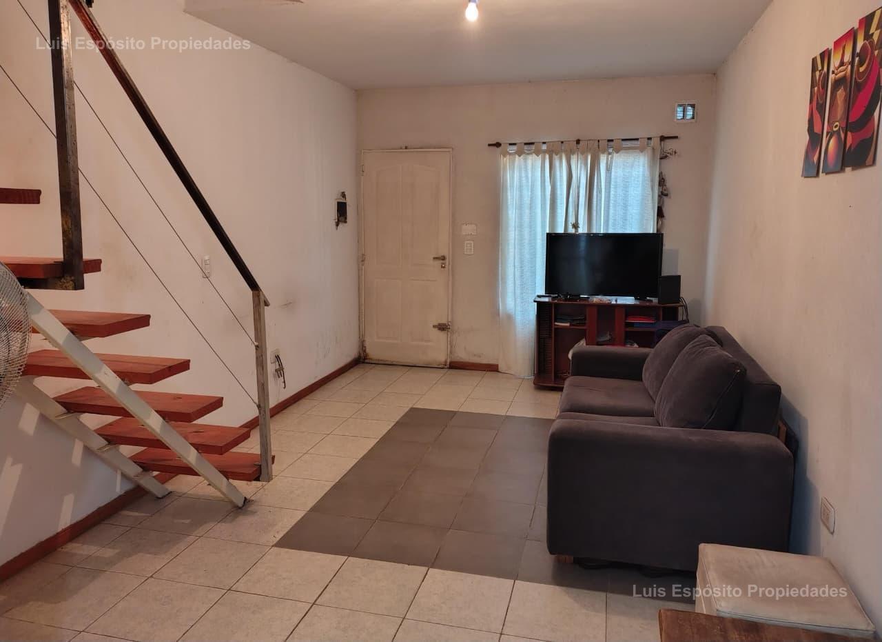 Foto de Departamento Duplex en venta de 4 ambientes Ituzaingo, imagen 4