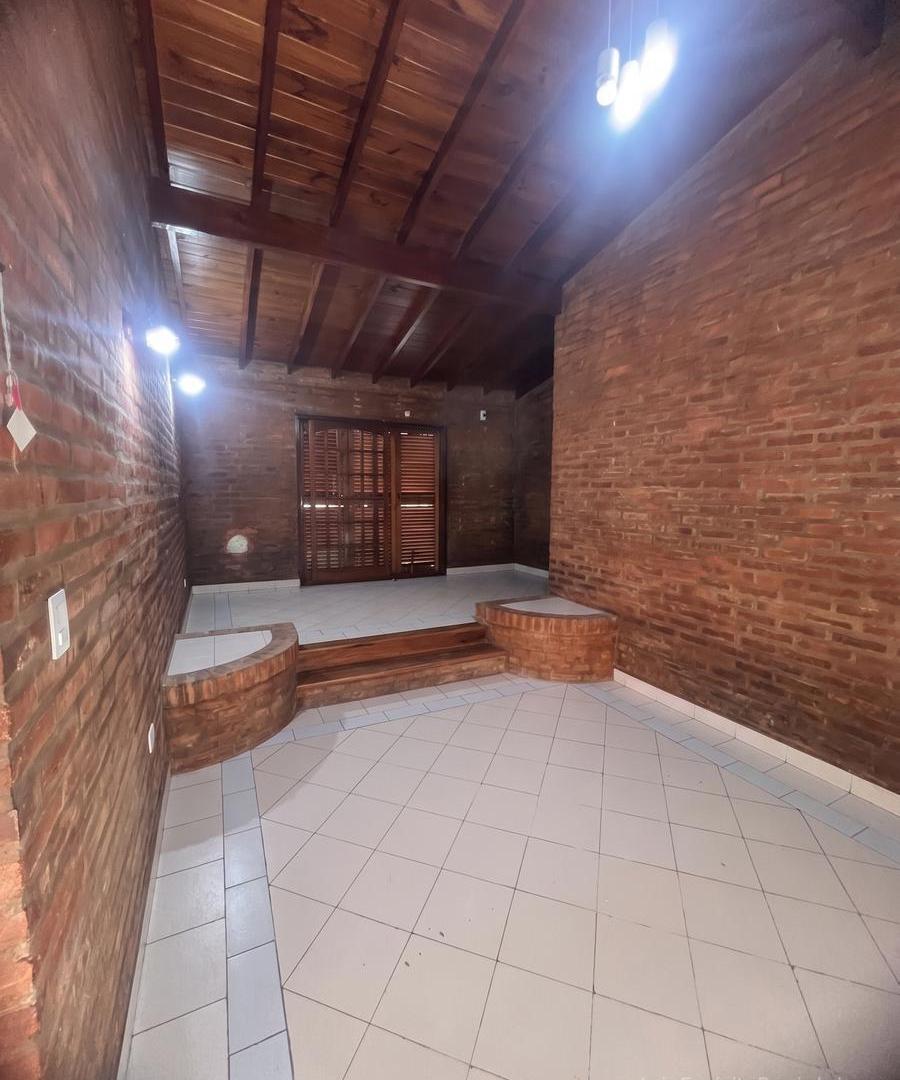 Foto de DEPARTAMENTO ALQUILER 3 AMBIENTES MORENO SUR SIN EXPENSAS, imagen 2