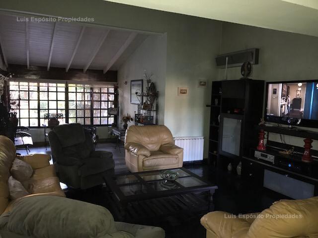 Foto de Casa en venta 7 ambientes con piscina Moreno, imagen 4