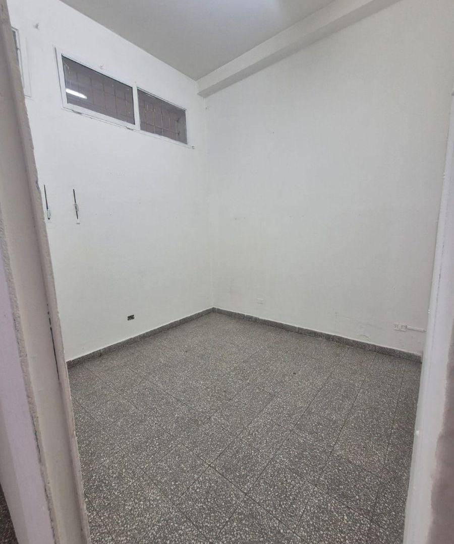 Foto de IMPORTANTE LOCAL COMERCIAL EN EL BAJO NEUQUEN CAPITAL!!!!, imagen 5