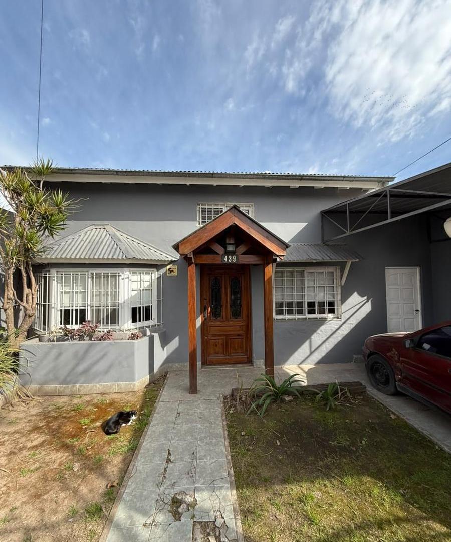 Foto de Casa en venta con departamento. Lote 358 m2, imagen 5