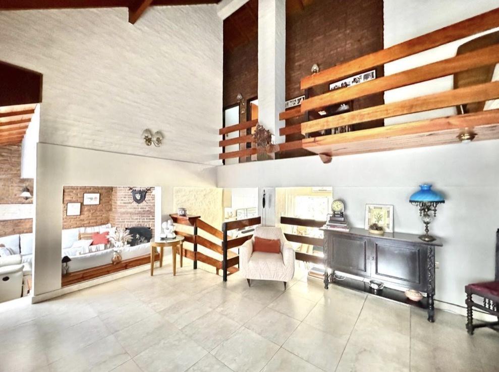 Foto de Excelente Casa en Moreno, imagen 3