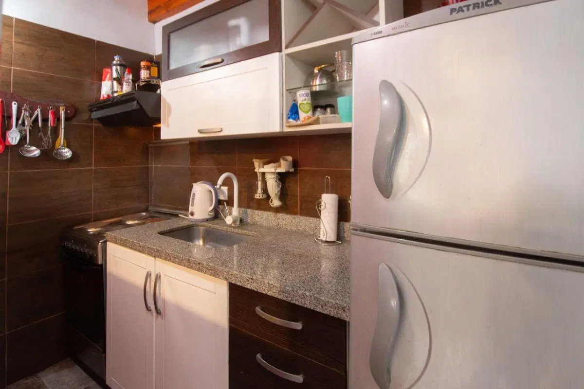 Casa en venta Terreno en esquina - Mar Azul funcional y con potencial 3
