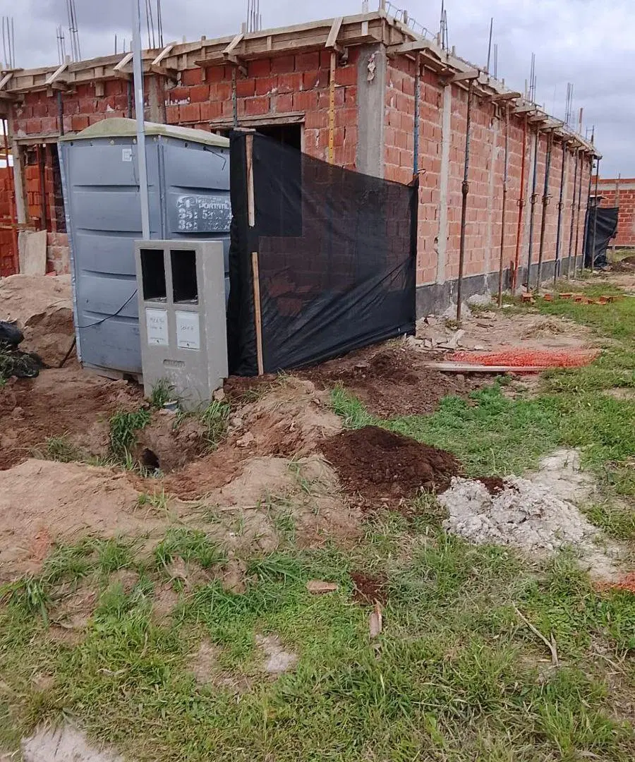 VENTA CASA CUESTAS DE MANANTIALES todo planta baja 3 DORMITORIOS A TERMINAR 3