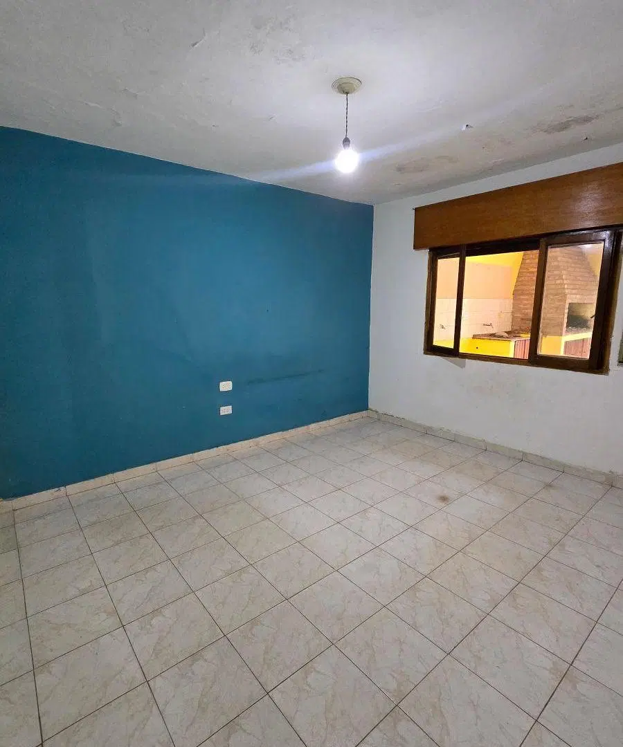 Oportunidad De Inversión Casa A Refaccionar 2 Dorm. Patio Y Cochera Bo Los Sauces Zona Sur Córdoba 3