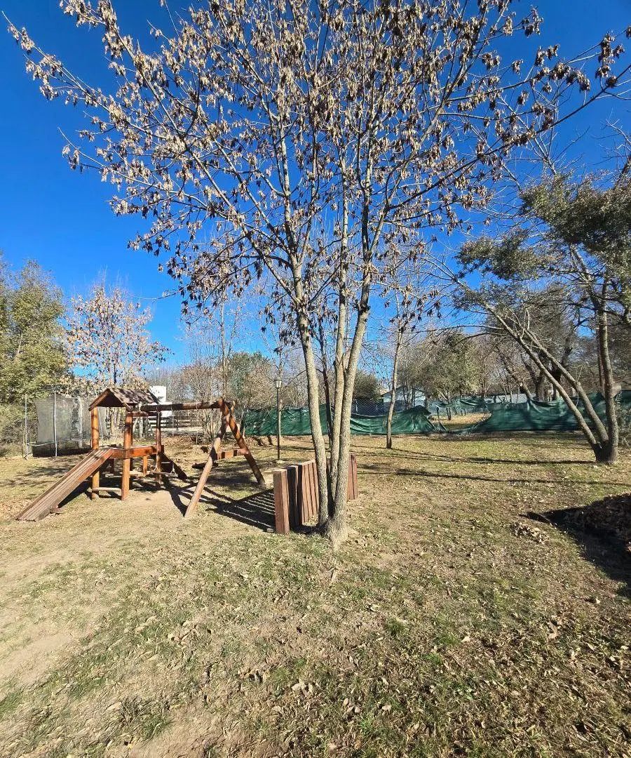 VENTA COMPLEJO CON 2 CABAÑAS CON PISCINA GRAN PARQUE, VILLA PARQUE SIQUIMAN TANTI CORDOBA 1