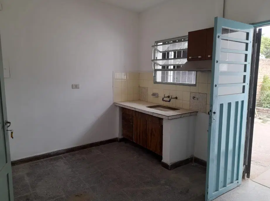 VENTA CASA 3 DORMITORIOS BARRIO LOS GRANADOS APTA CREDITO 1