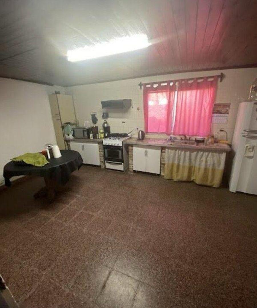 Foto de Venta Casa 4 ambientes con patio y cochera en Temperley El Tordo 70, imagen 4