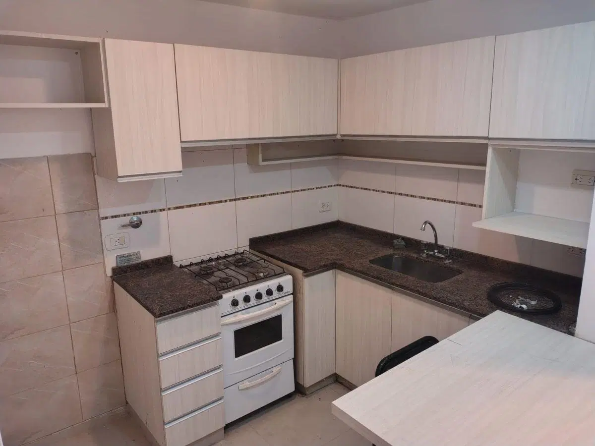 ALQUILER MONOAMBIENTE EN PLANTA BAJA 2