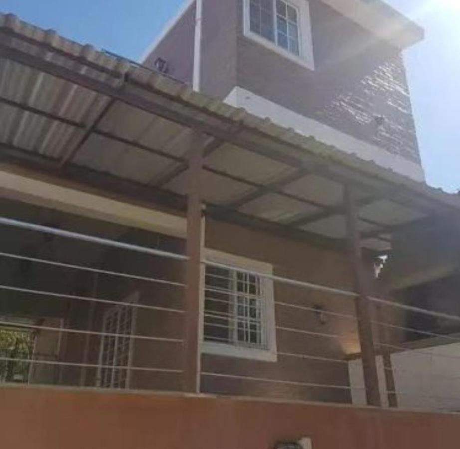 Villa Carlos Paz - Casa en Venta en Barrio Las Ensenadas 2