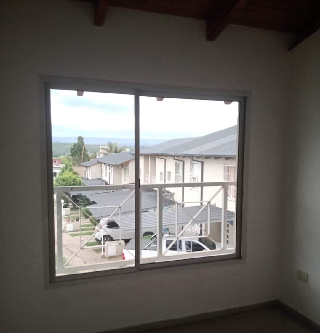 Departamento en Venta de 2 Dorm. Barrio Miguel Muñoz Villa Carlos Paz 4