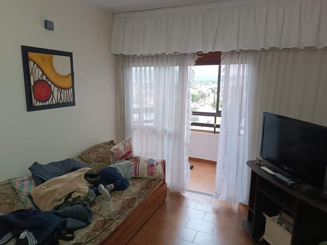 Departamento en Venta de 1 Dormitorio con Cochera Villa Carlos Paz 5