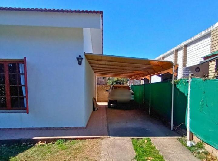 Alquiler Anual Casa 3 dormitorios 2 baños cocheras Playas de Oro Carlos Paz 4