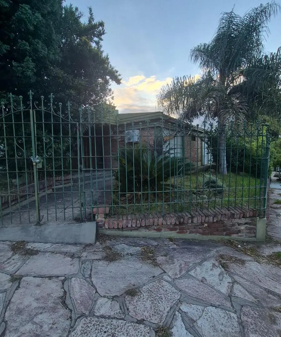 Casa en venta 2 dormitorios 3 baños Miguel Muñoz Villa Carlos Paz 1