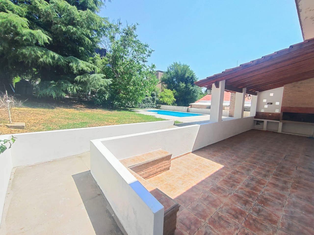 Foto de Casa en venta 2 dormitorios con departamento 2 dormitorios piscina San, imagen 1