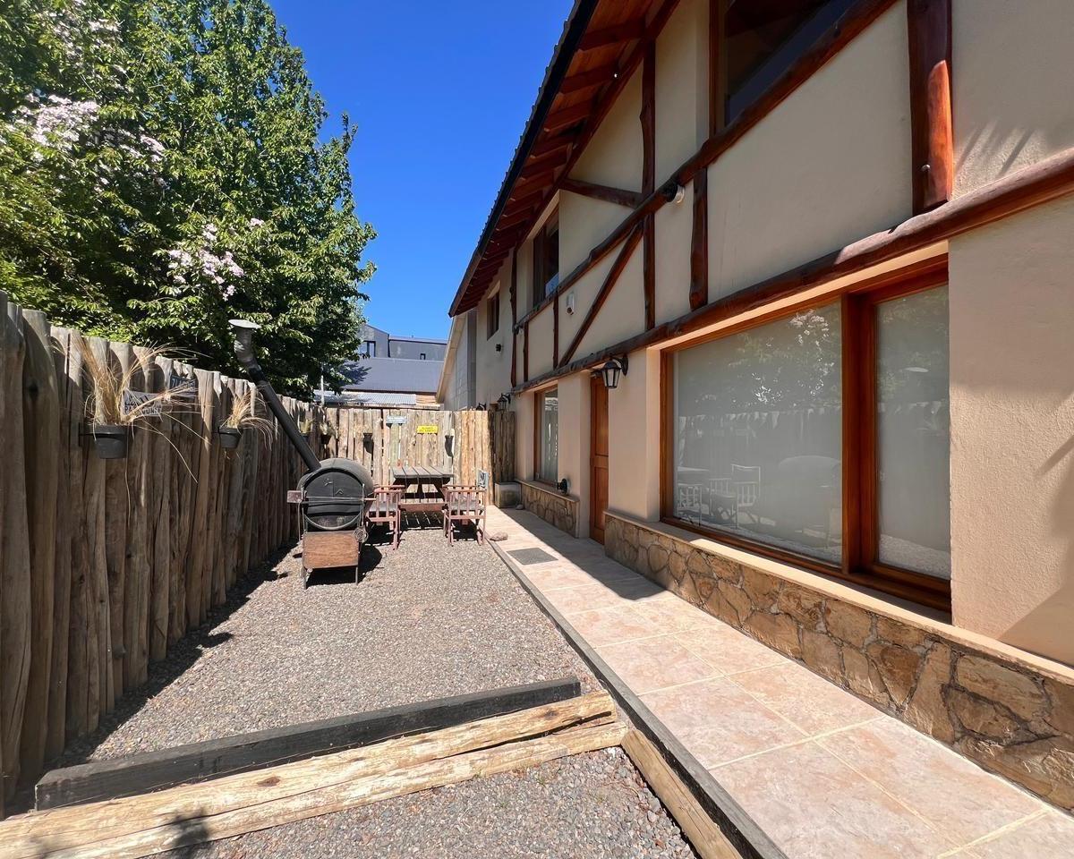 Casa Chalet en Venta en San Martin de Los Andes, Patagonia, Argentina 1