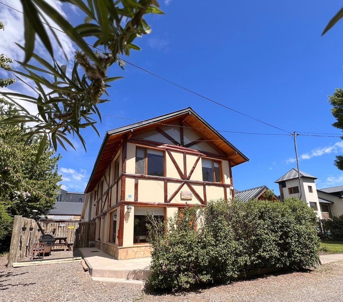 Casa Chalet en Venta en San Martin de Los Andes, Patagonia, Argentina 2