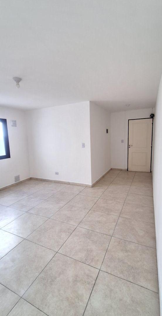 Foto de Departamento de 2 dormitorios en alquiler en Alto Alberdi, imagen 2