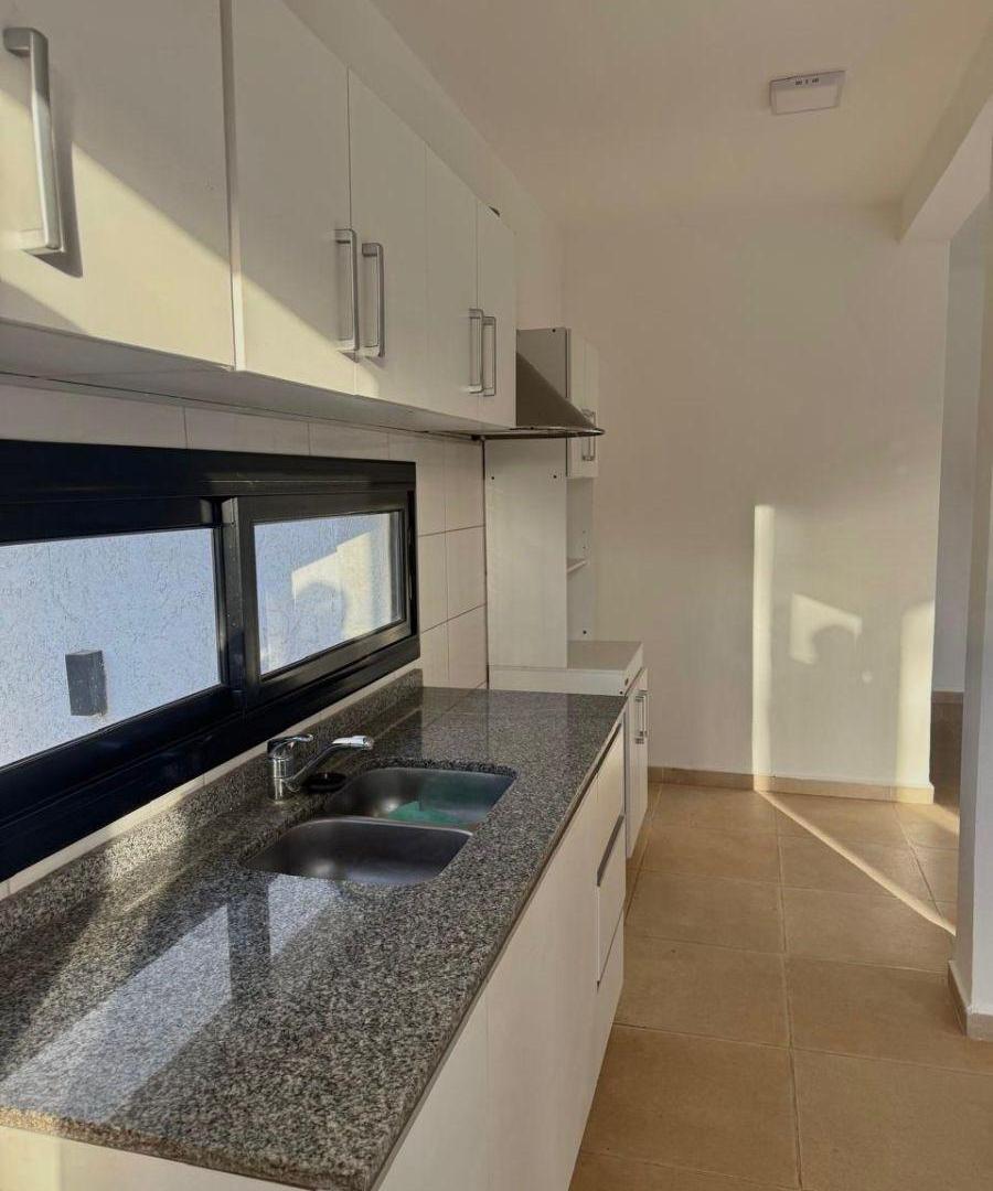 Foto de ALQUILER CASA 3 DORMITORIOS - Bº TEJAS 4 - MALAGUEÑO - CORDOBA, imagen 5