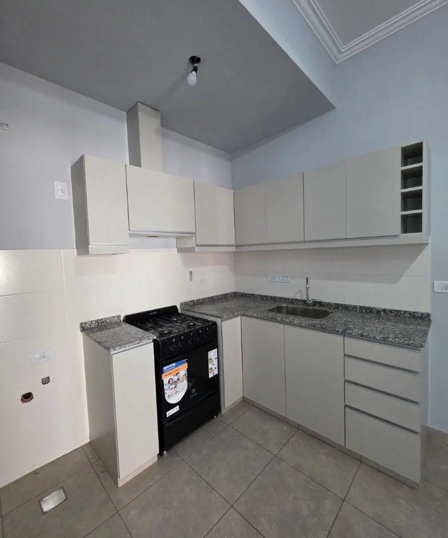 Local comercial + Departamento en venta. Oportinidad inversion 3