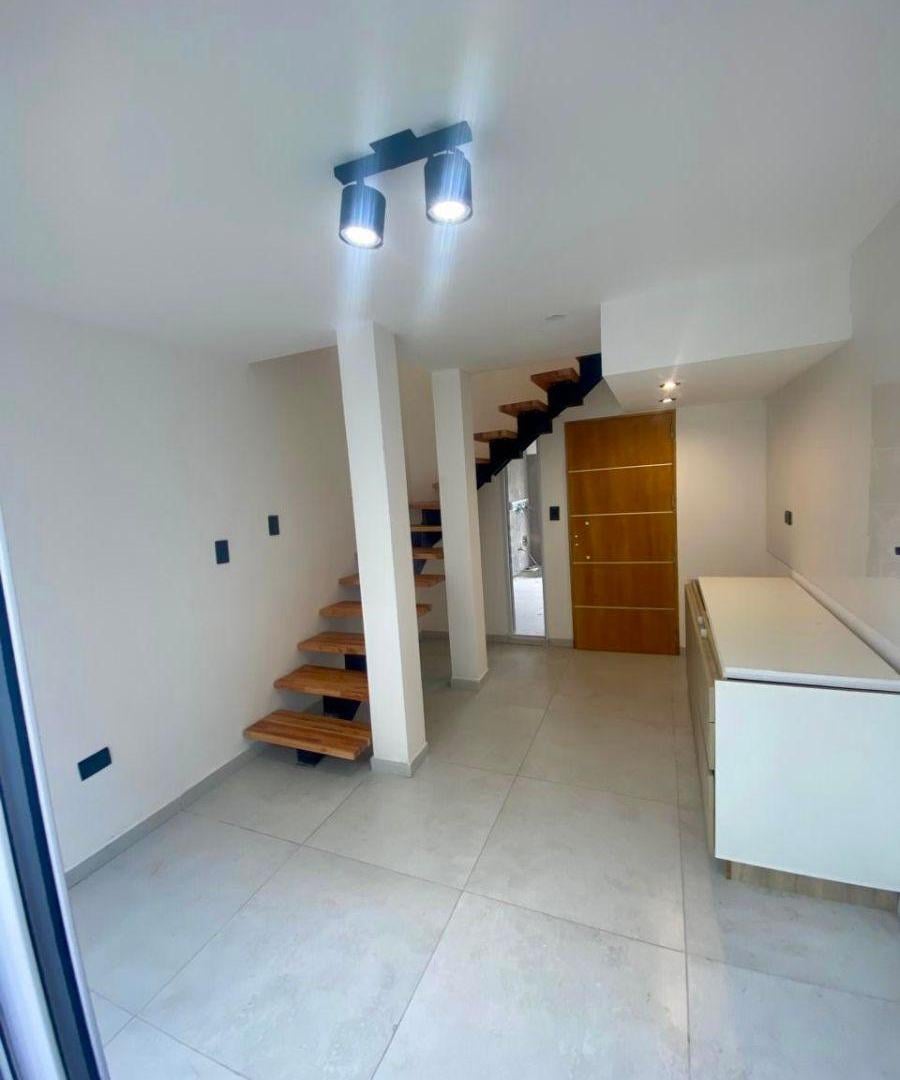 Foto de Duplex en venta, imagen 1