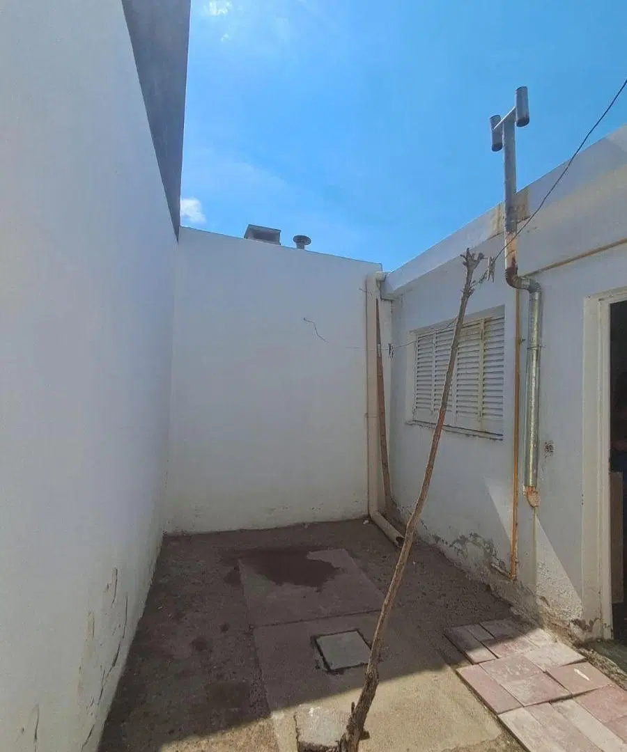 CASA MAS DEPARTAMENTO CON PATIO 2