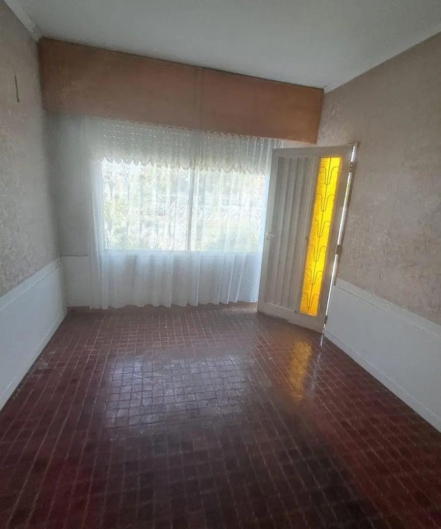 CASA PATIO , Y DEPARTAMENTO CON PATIO . SEPARADOS- BARRIO SANTA MONICA 8