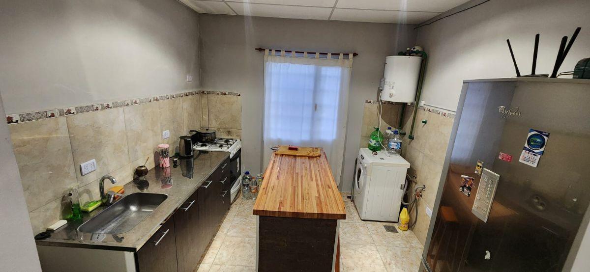 Foto de CASA EN BARRIO LA ALHAMBRA- IMPECABLE- SE ACEPTA PERMUTA POR PROPIEDAD, imagen 5