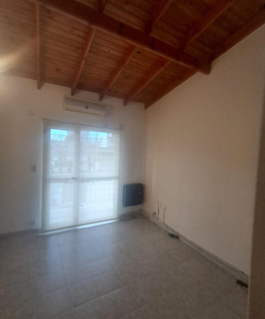 Foto de Dúplex en centro de Puerta Madryn, a mts de Gales, imagen 3