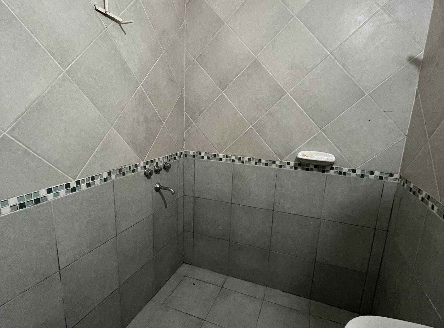 Foto de Casa de dos dormitorios c/cochera y patio, imagen 5