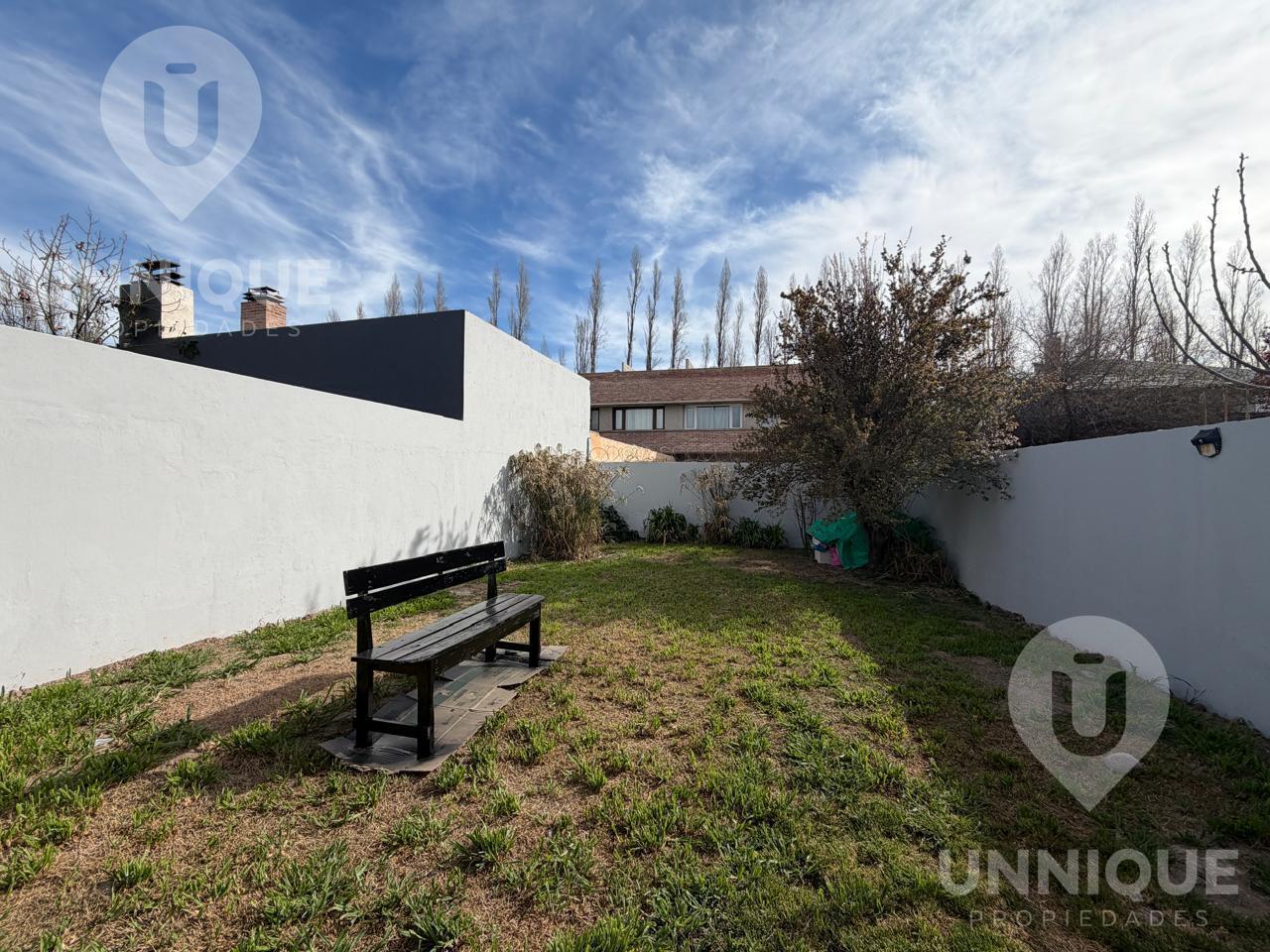 Foto de VENTA DUPLEX CIPOLLETTI B° Los Platanos, imagen 2