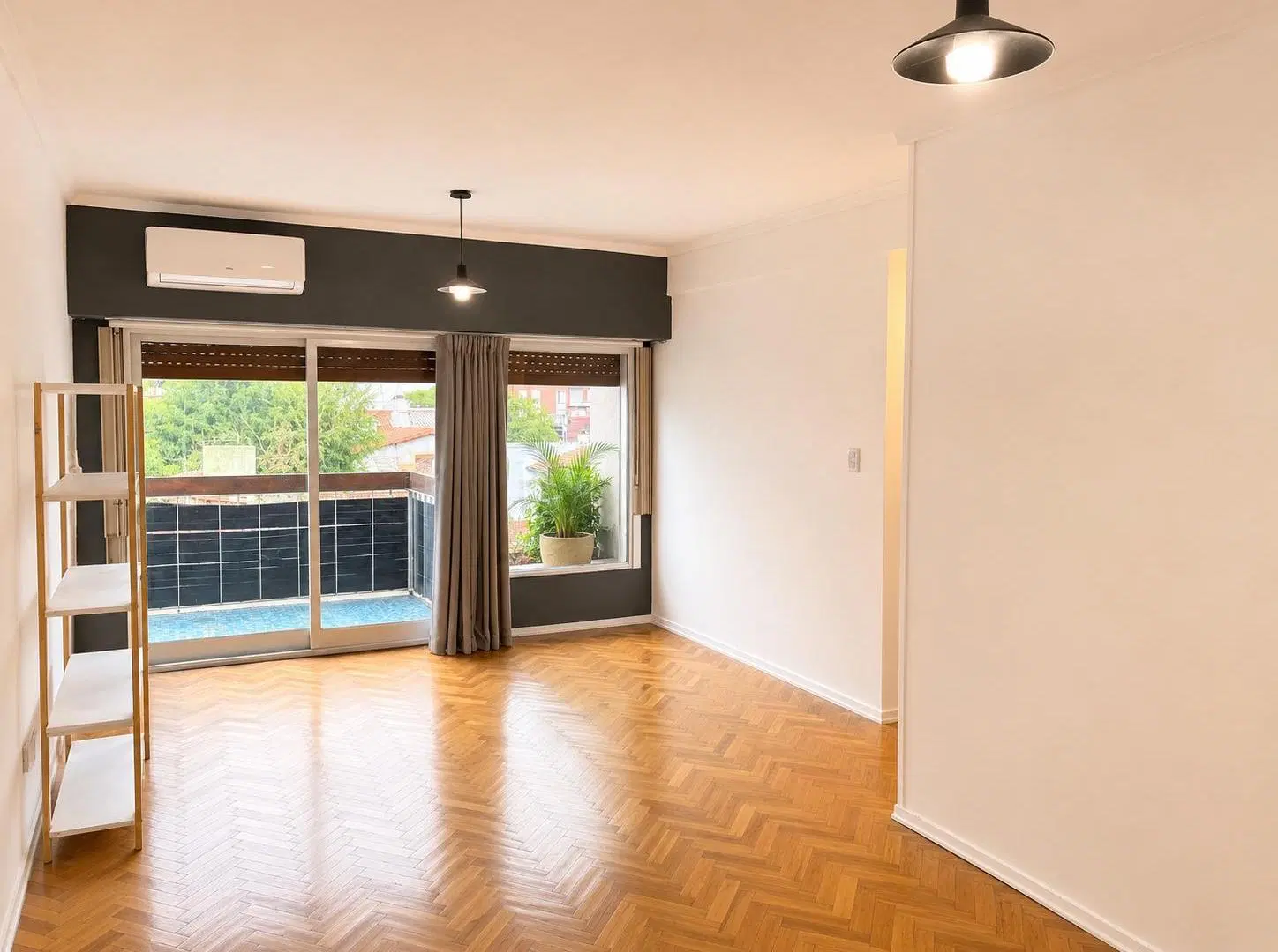 VENTA DEPARTAMENTO 4 AMBIENTES EN MORON SUR 2