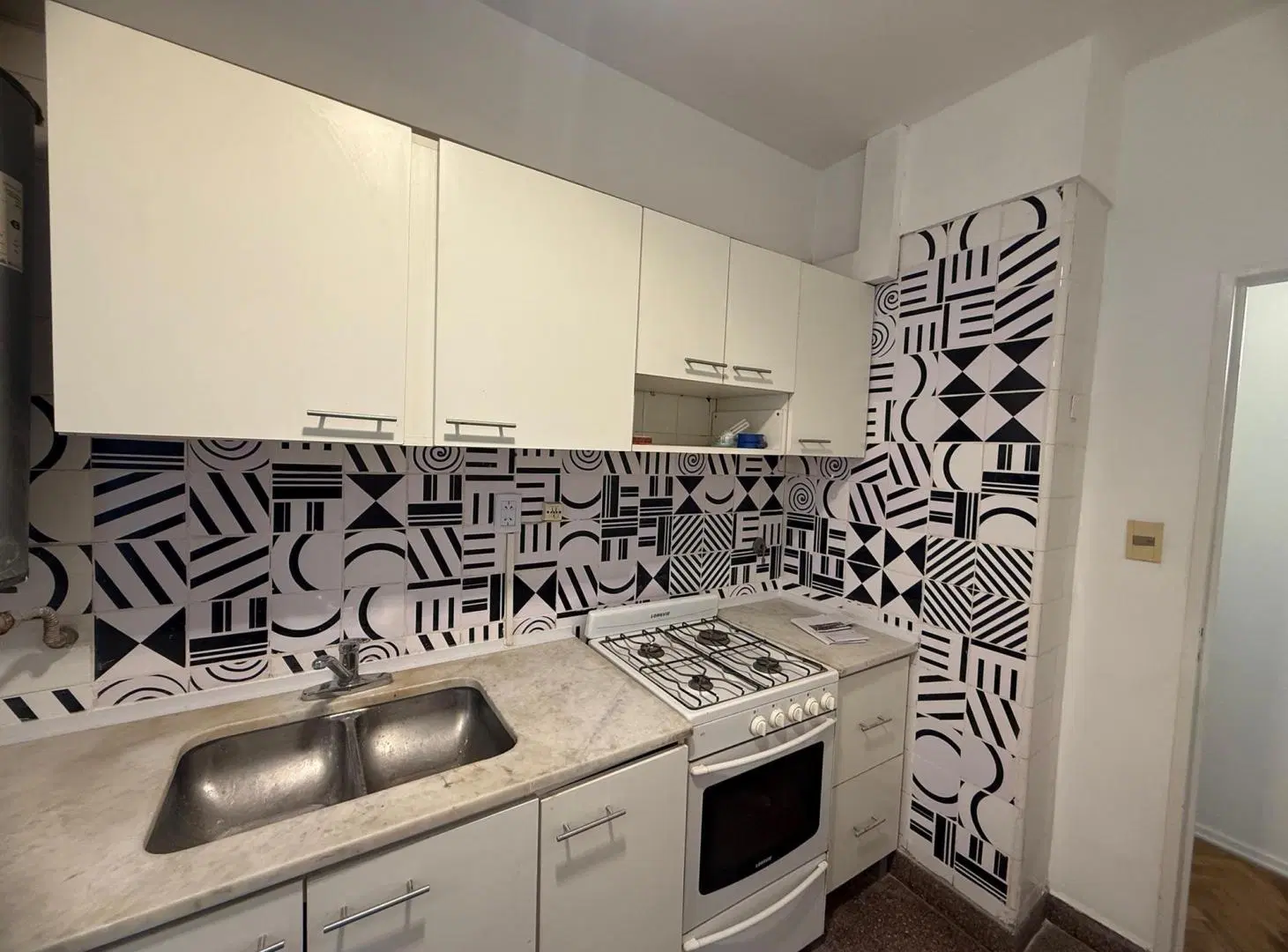 VENTA DEPARTAMENTO 4 AMBIENTES EN MORON SUR 3